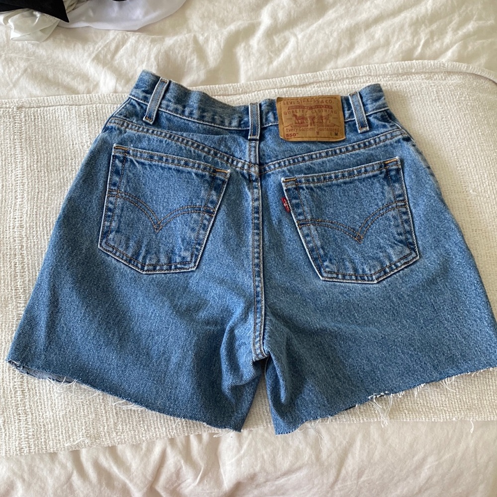 Vintage Levi’s 550 Cut off Shorts